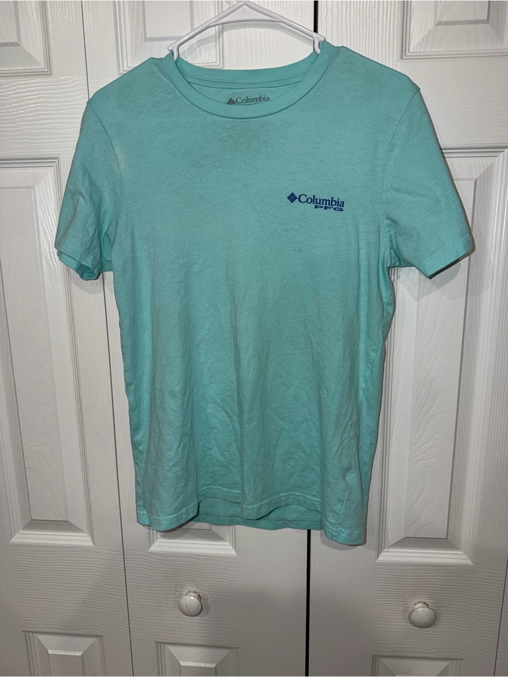 Columbia Men's Short-Sleeve Tee in Mint Aqua with Navy Logo